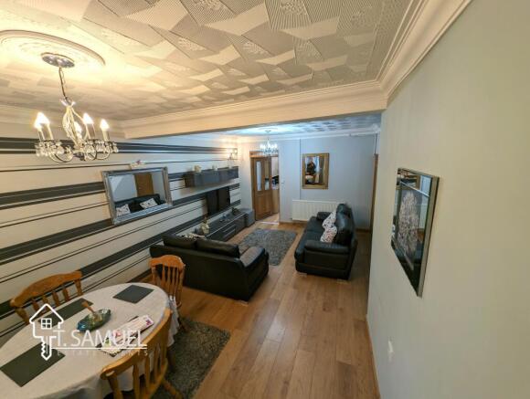 Lounge A