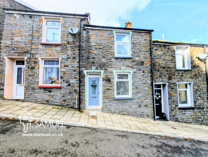 Woodland Terrace, Mountain Ash