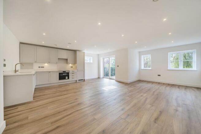 Reception/Kitchen