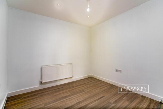 6f82837d-3bf5-f01...