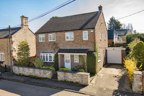 High Street, Gretton, Northamptonshire, NN17 3DF