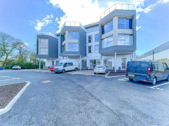 17 Bowmont front 