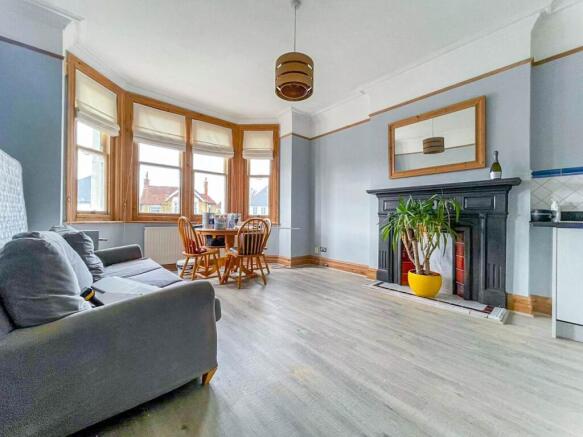 26 Stourcliffe loung