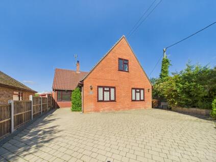 Willow Corner, Carbrooke, IP25