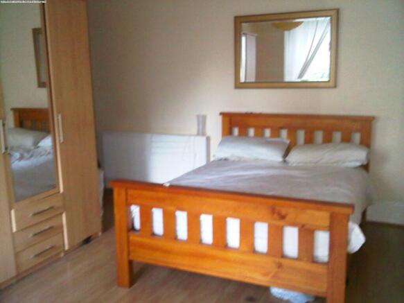 Baxter bedroom.jpg