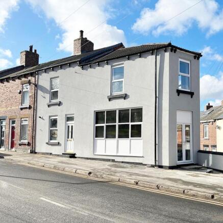 John Street FRONT.... shOT.jpg