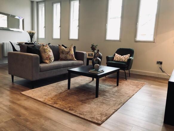Show Apartment