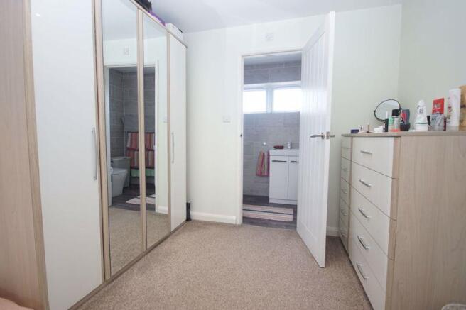 Dressing Area & En-Suite