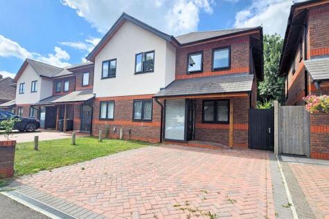 St. Nicholas Avenue, Gosport, PO13