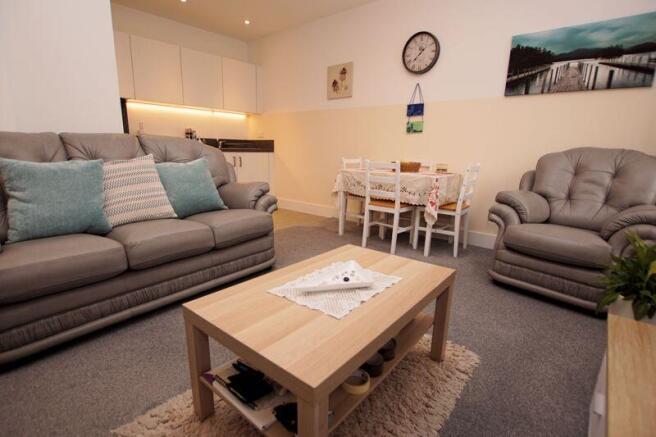 Lounge/ Kitchen/ Diner