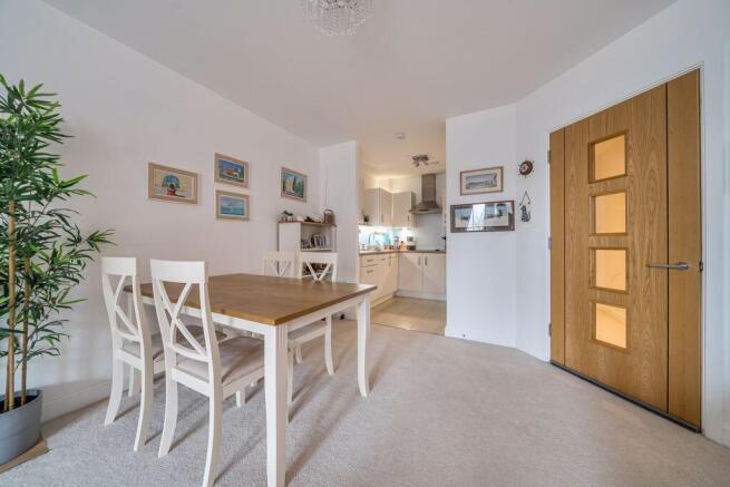 Open Plan Lounge/Diner