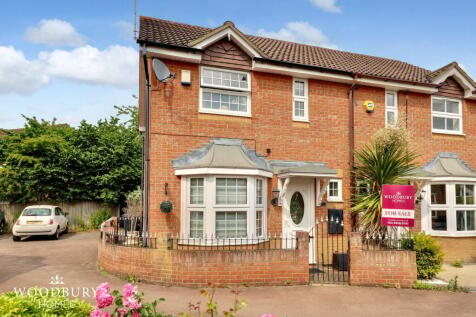 Tewkesbury Close, Loughton, IG10