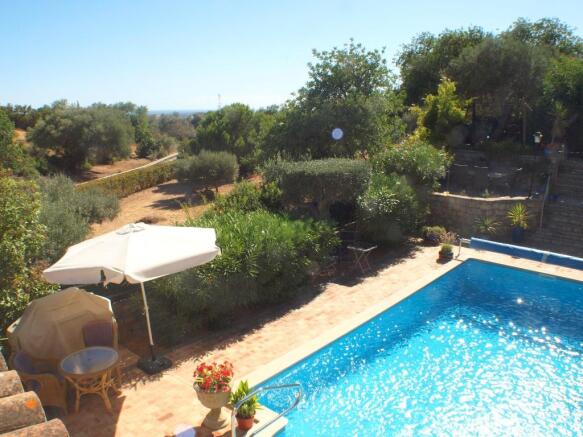Pool terrace & View