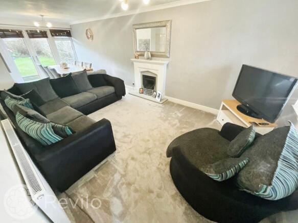 Lounge & Dining Room