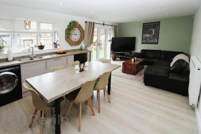 Open Plan Lounge & Kitchen Diner