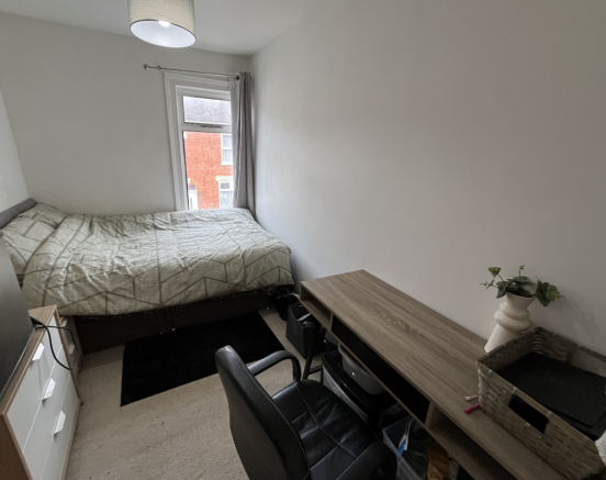 Bedroom 4.png