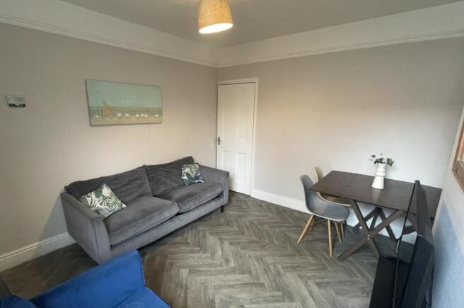 14 pennel Living.jpeg