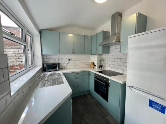 2 Foster - Kitchen.jpeg