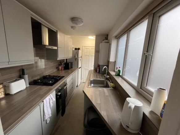 8 Rosemary Lane - Kitchen.jpg