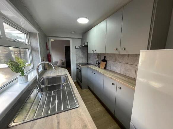 1 Kirkby Street - Kitchen.jpg