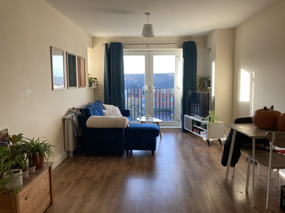 living room:dining room.png