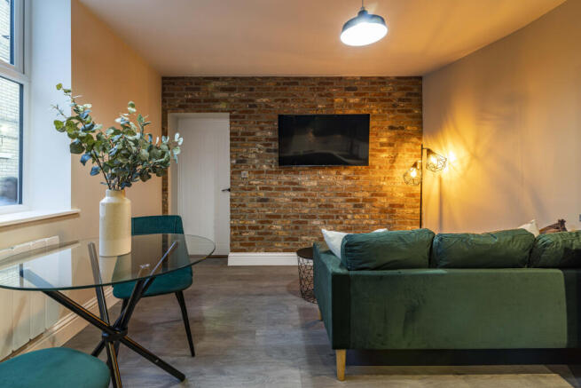 157HighStreet-83 2.jpg