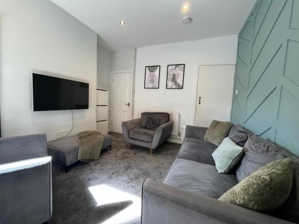 WhatsApp Image 2025-10-14 at 13.36.15.jpeg