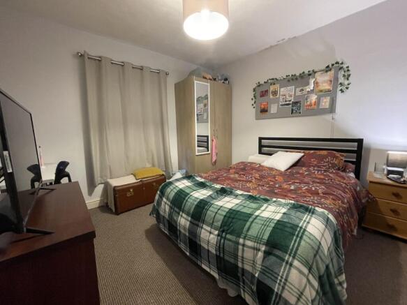 bedroom.jpg