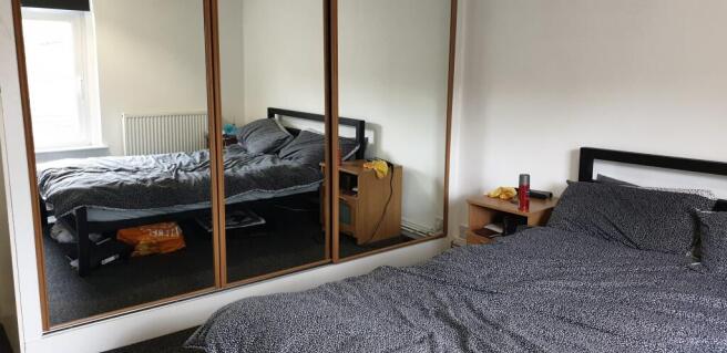 bed 2.jpeg