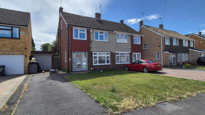 Four bedroom semi-detatched house