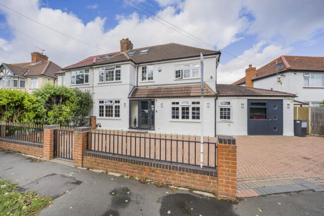 Set in a peaceful, highly sought-after riverside