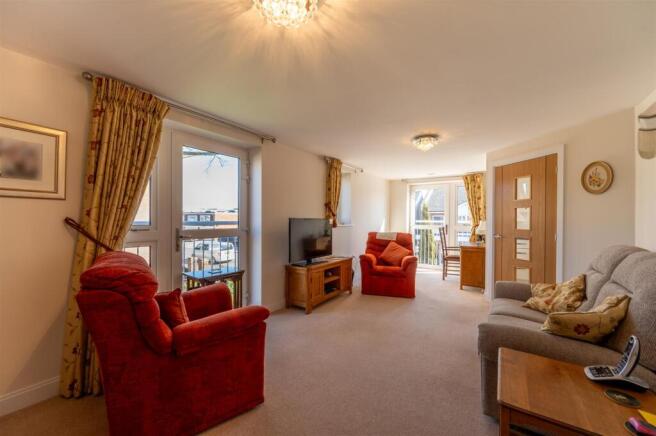Flat 17 Limewood 25 12.jpg
