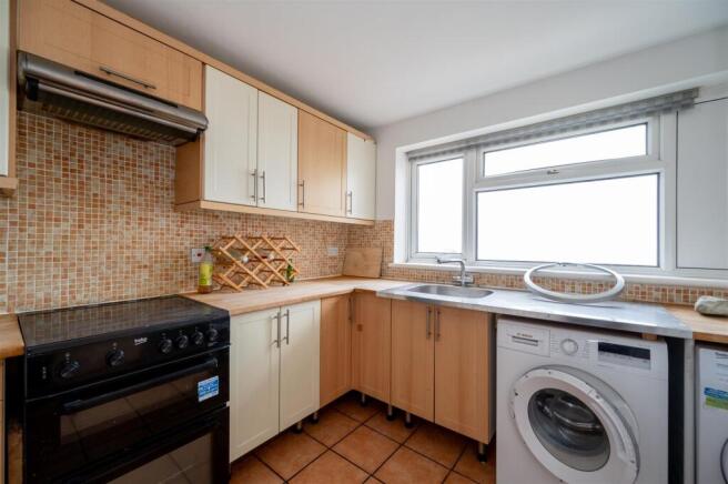33 Annes Court 25 16.jpg