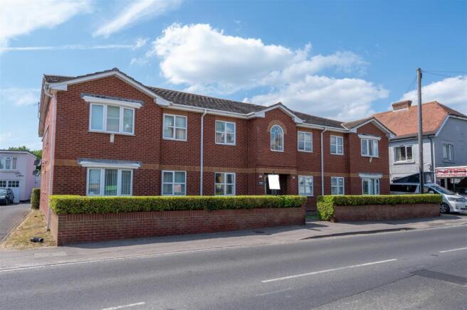 flat 1, 111 Elm Grove 25 3.jpg