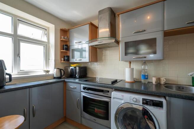 Flat 41 Annes Court 25 4.jpg