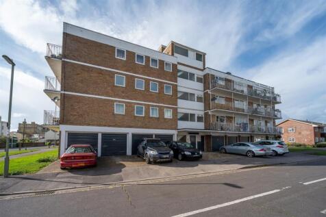 Nicholas Court Green Lane, Hayling Island