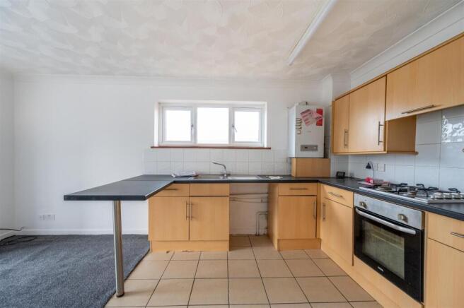 -Flat 2, 27a Creek Road 14.jpg