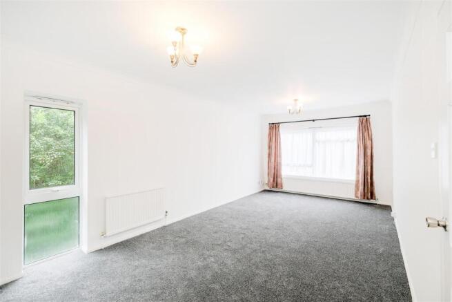 Flat 3, 23 Aldersbrook road-11.jpg