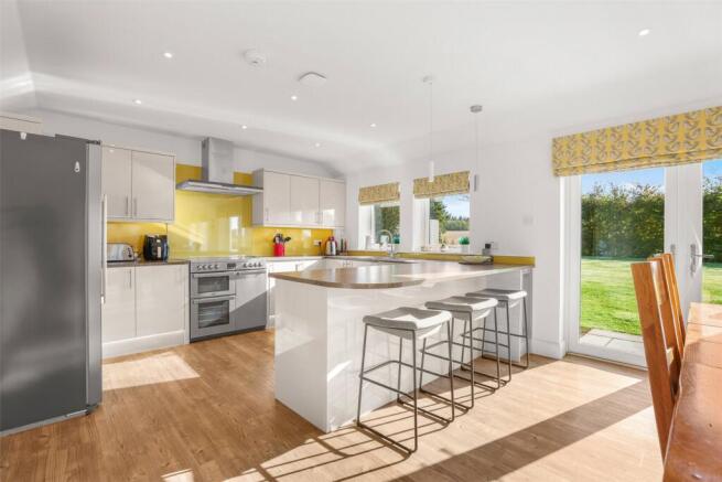 Kitchen/Dining