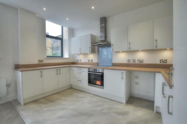 kitchen 2.jpg