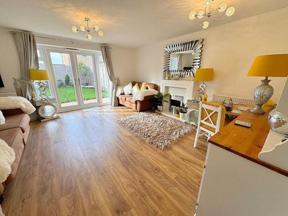 living room to pa...
