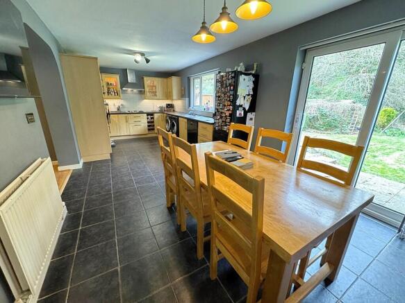 Dining to Kitchen