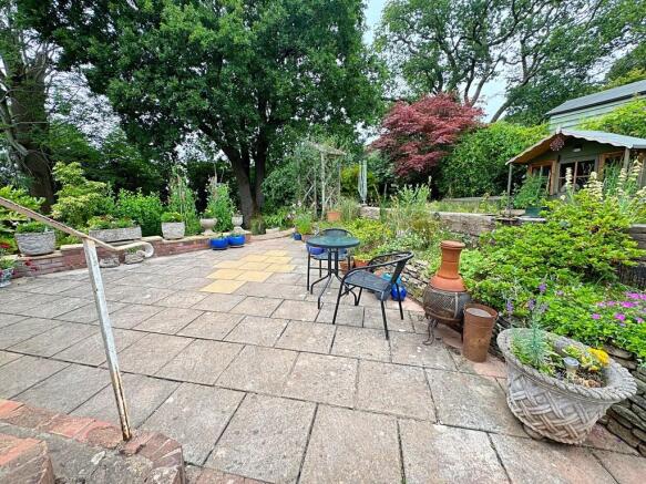 Garden Patio (1)