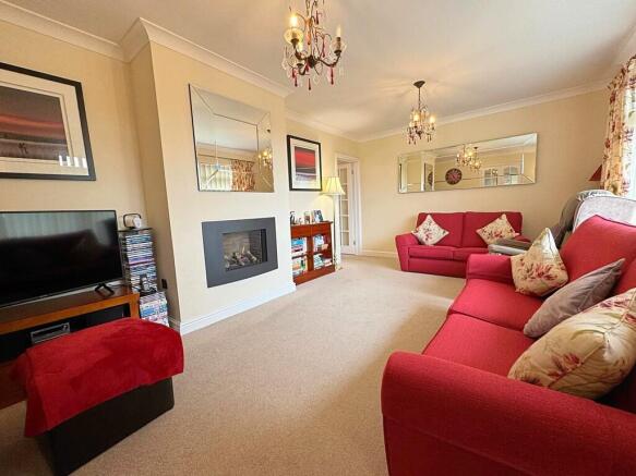 Living room low l...