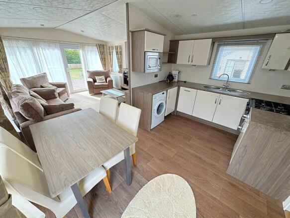 35 Kitchen and Di...