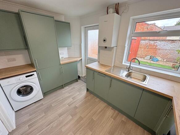 Kitchen (1)