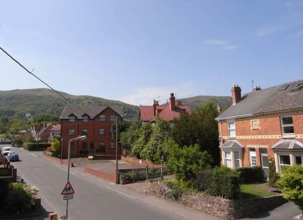 3 Bedroom Semi Detached House For Sale In Court Road Malvern Wr14