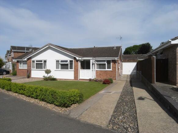 2 bedroom semi-detached bungalow for sale in Biddulph Way, Ledbury, HR8