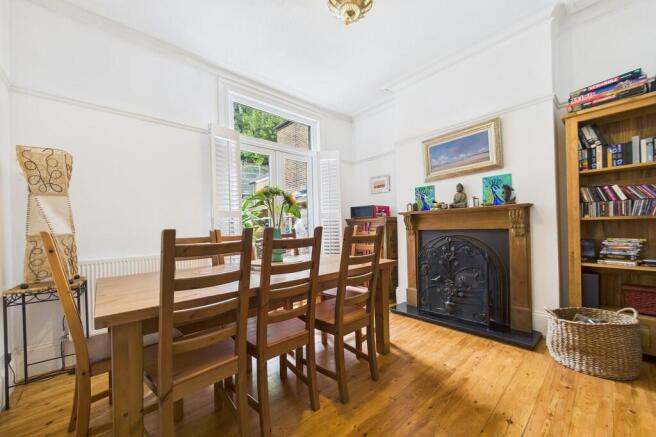 CAM01085G0-PR0610...