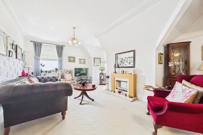 a774132d-CAM01085...